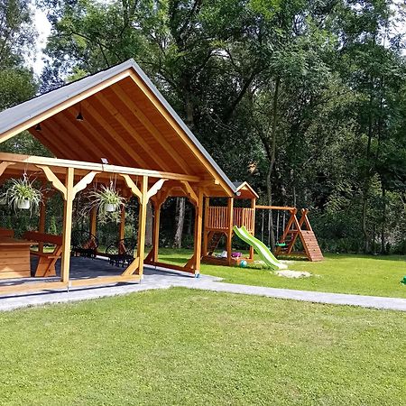 Apartamenty Nad Rzeka Kacwin Ngoại thất bức ảnh